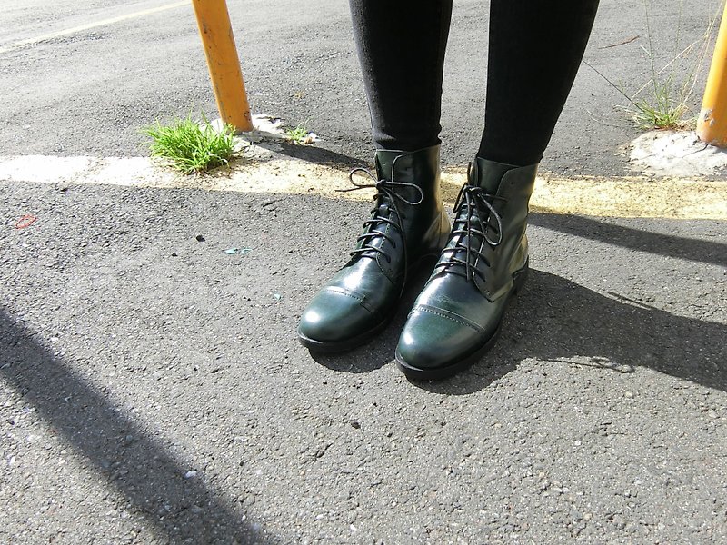 Bandage leather knight boots || dear coco dark green|| #8152 - รองเท้าบูทสั้นผู้หญิง - หนังแท้ สีเขียว