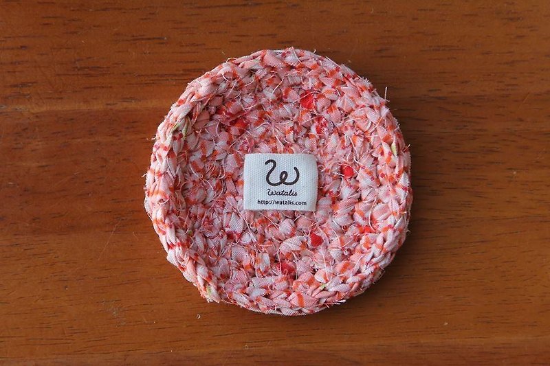 優しい印象ピンクの裂き編みコースター - コースター - コットン・麻 ピンク