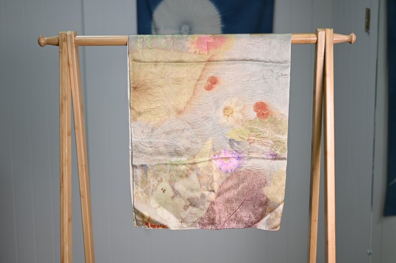 EcoPrint floral and leaf pad printing silk scarf/hanging picture - ผ้าพันคอ - ผ้าไหม หลากหลายสี