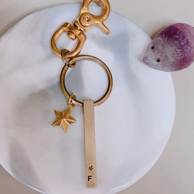 New Year&#39;s gift lettering gift heavy high-quality pure Bronze column birthday charm key ring gift