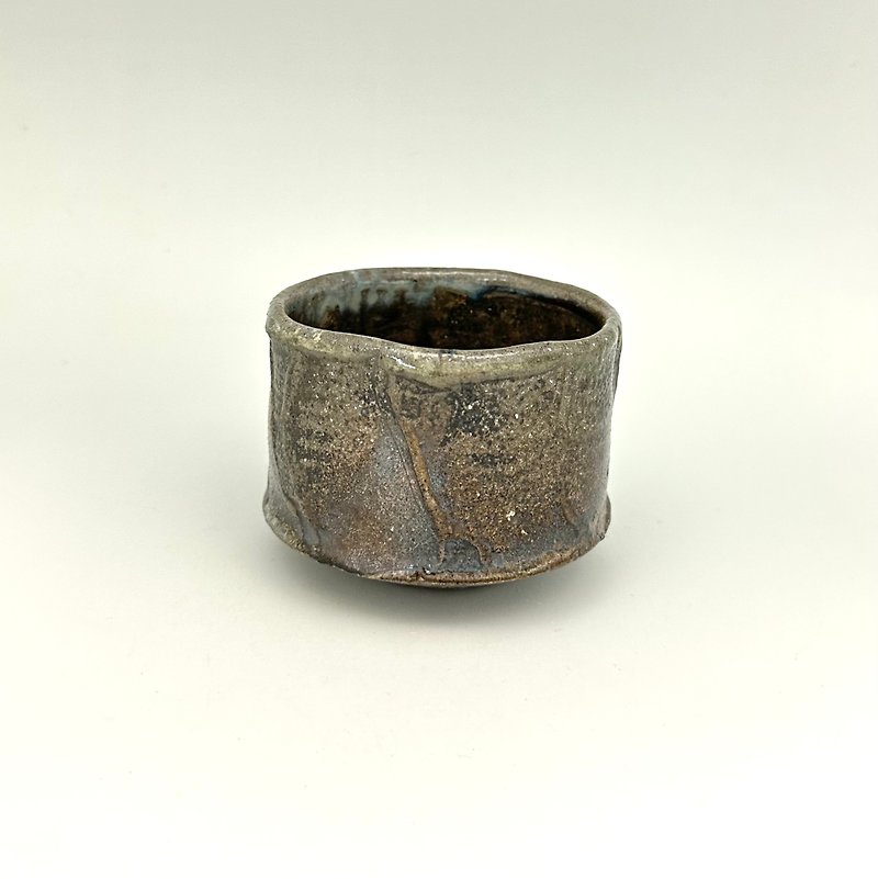 Firewood cylinder type tea bowl - ถ้วย - ดินเผา สีนำ้ตาล