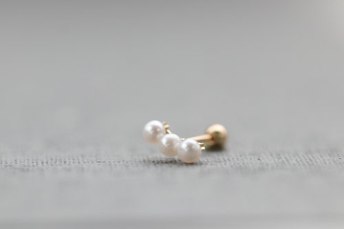 CHARIS GRACE 純14K Triple Pearl Piercing 三珍珠鎖珠耳環(單個)