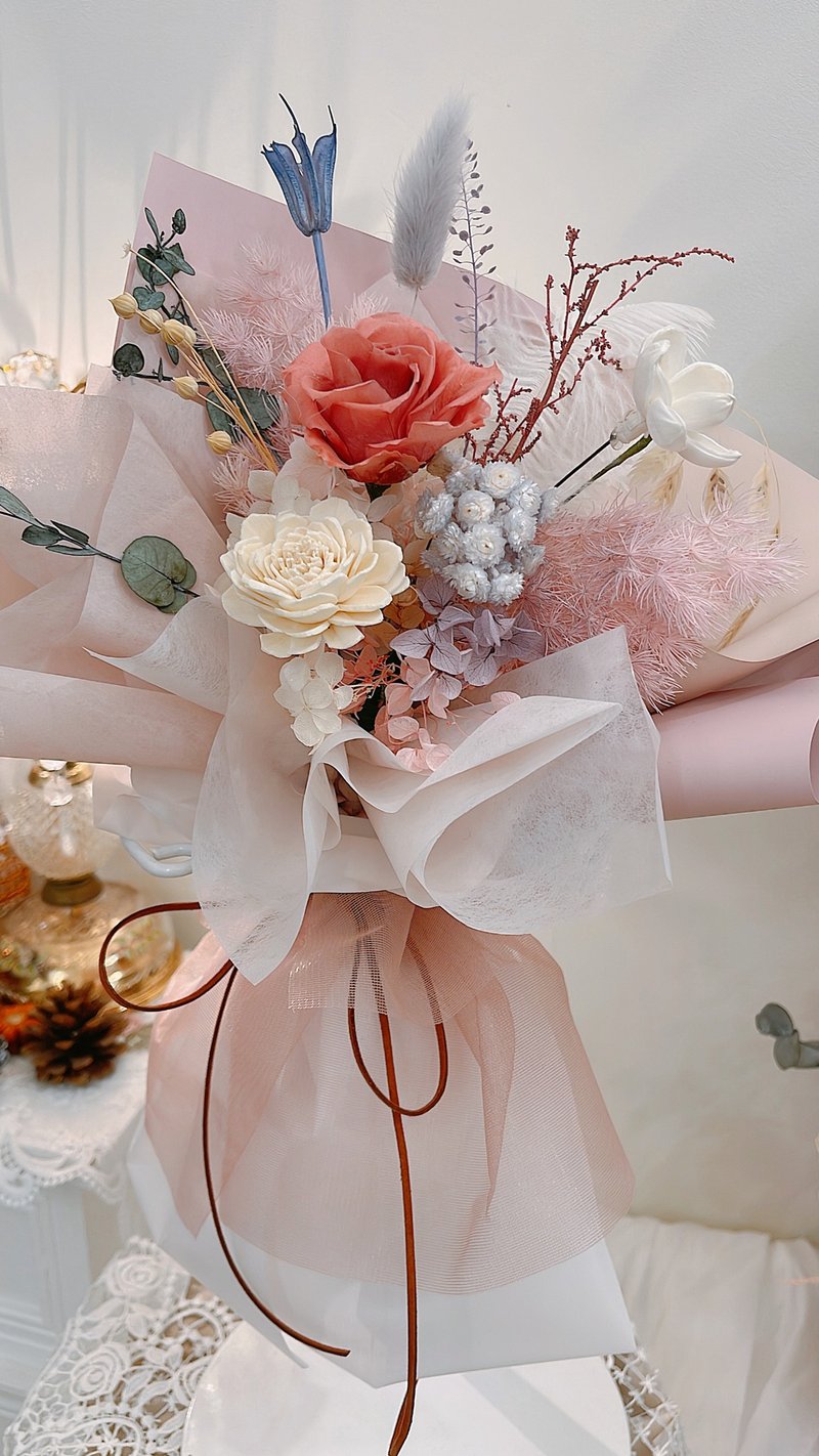 永生花束. 情人節.求婚.公證結婚.儀式感.生日.畢業.母親節 - 乾燥花/永生花 - 植物．花 粉紅色