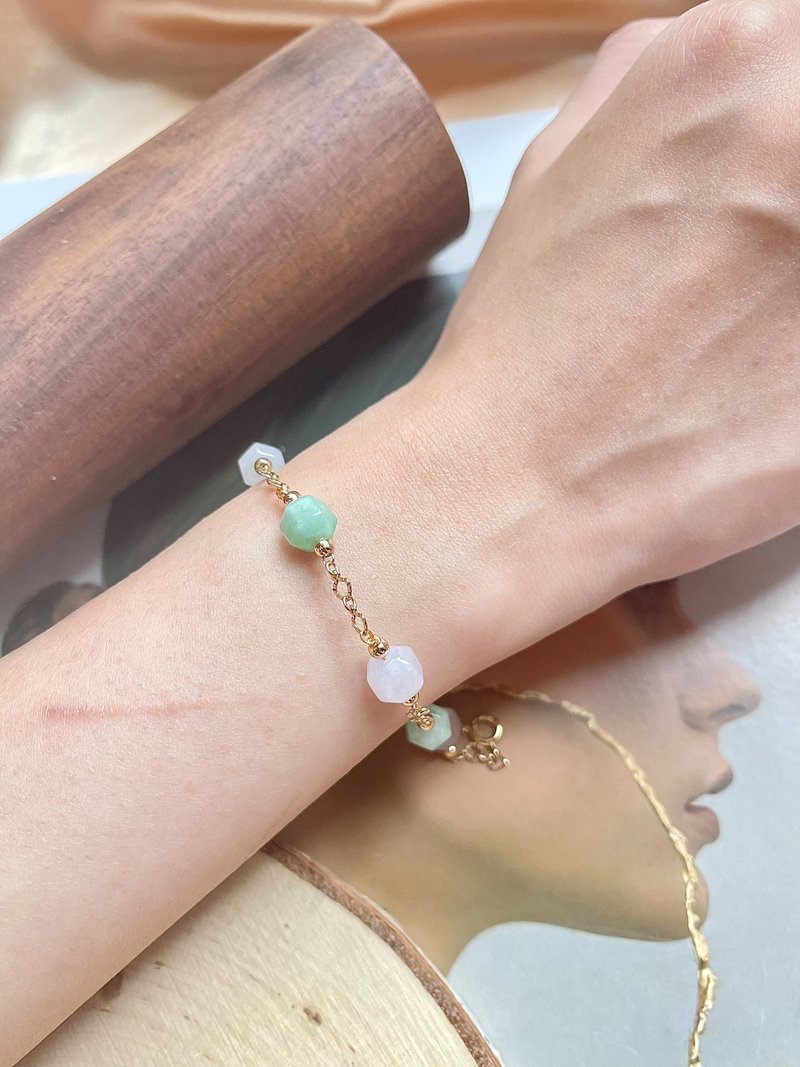 White and Green Polygonal Sugar Cube 14K Gold Packed Bracelet | Natural Burmese Jadeite - สร้อยข้อมือ - หยก สีเขียว