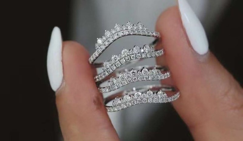 18K | Natural Diamond Crown Ring - General Rings - Diamond 