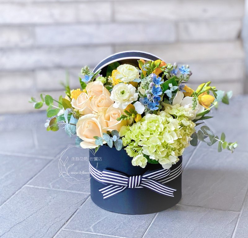 time treasure box flowers boxed flowers opening congratulations birthday flower ceremony - ช่อดอกไม้แห้ง - พืช/ดอกไม้ 