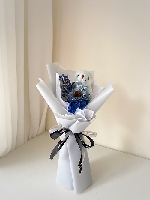 SEE Floral Design 看見花藝設計 藍色泰迪熊向日葵花束