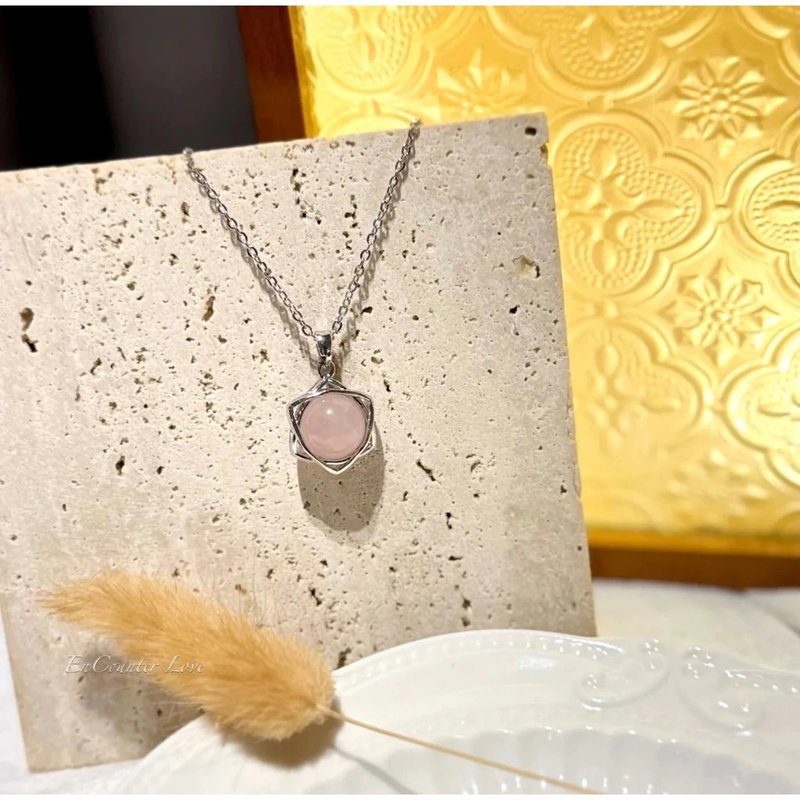 Ready-stocked gift box packaging [Six-pointed Star] Pink Crystal Necklace Improves Love Luck and Feminine Style - Necklaces - Crystal Pink