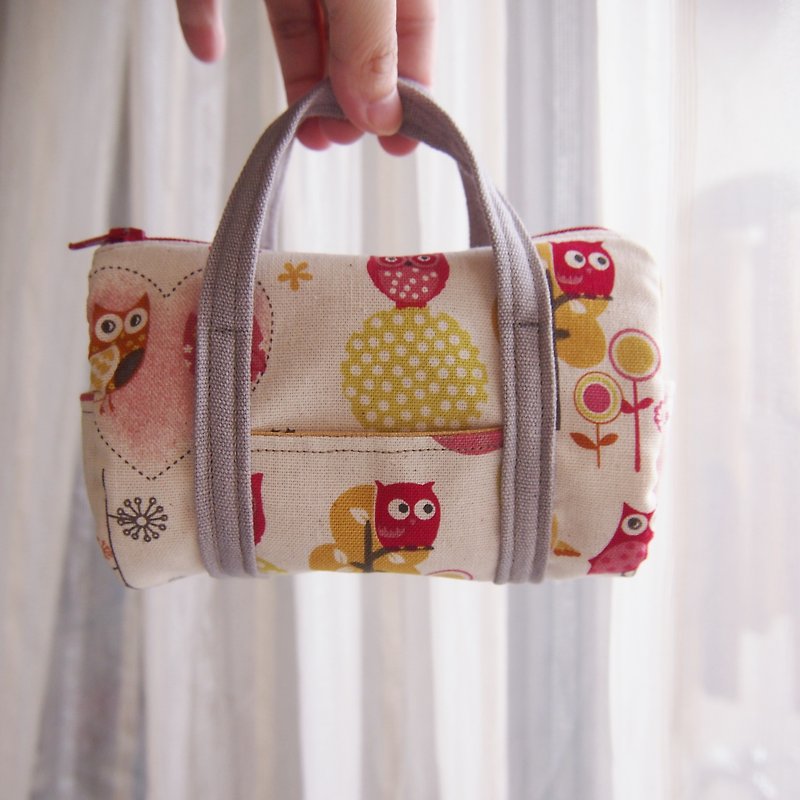 Owl - Boston Cosmetic Bag / Travel Storage - Toiletry Bags & Pouches - Cotton & Hemp Multicolor