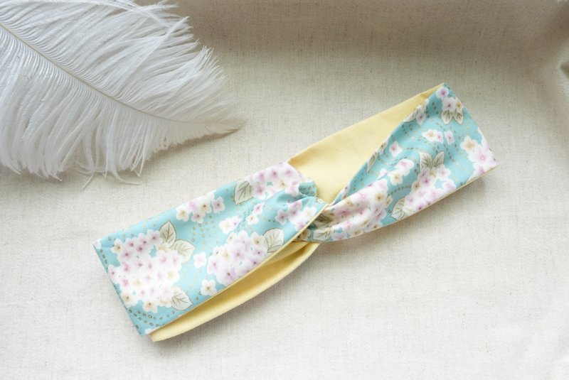 Hand made crisscross elastic headband. Japanese style small flowers - ที่คาดผม - ผ้าฝ้าย/ผ้าลินิน 