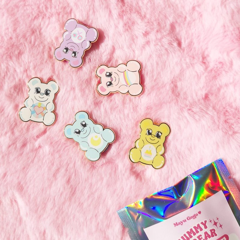 Original gummy bear enamel pin surprise bag - เข็มกลัด/พิน - กระดาษ หลากหลายสี