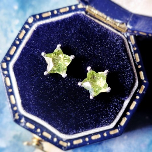 Tamasii Jewellery 小星星橄欖石電鍍18K白金純銀耳環