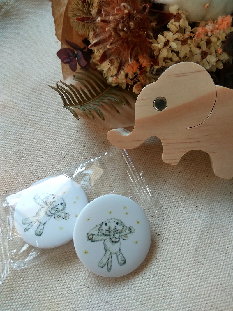 Thanksgiving Elephant Badge - Badges & Pins - Plastic 