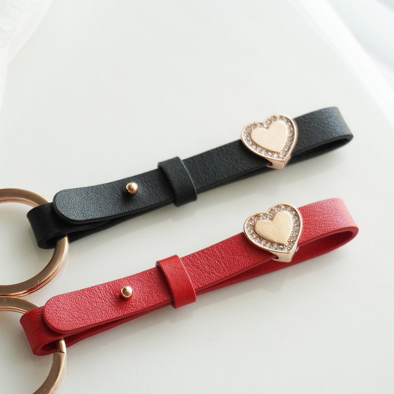 HOURRAE Heart-to-heart leather key ring can be customized-diamond type / double entry, a total of 2 colors - Keychains - Genuine Leather Multicolor