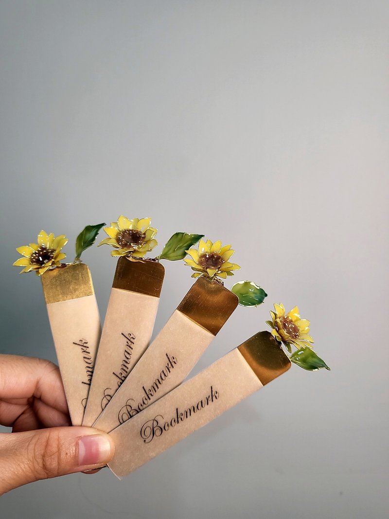 A Pair of Bookmark - Sunflower - Bookmarks - Resin 