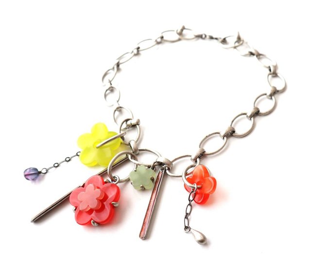 Delphine Nardin 80s PARIS vintage flower stick necklace - Shop 