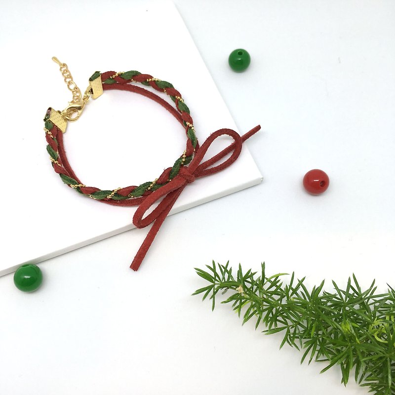 Handmade Double Braided Stylish Bracelets Rose Gold Series–red and green[Christmas limited] - สร้อยข้อมือ - วัสดุอื่นๆ สีแดง