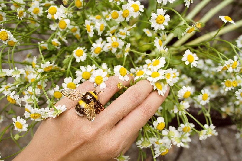 BumbleBee Ring Ring, Enamel Ring, Handmade jewelry,Gift for her. - 戒指 - 其他金屬 黃色