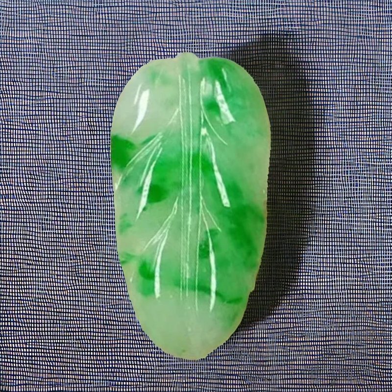 [Get rich with one leaf] Bingpiaoyang green jade leaf | Natural Burmese grade A jadeite | Gift giving - Charms - Jade Multicolor