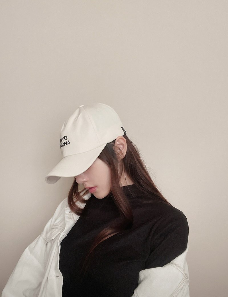 Dong Ge Donna initial hat - black and white models free shipping - หมวก - ผ้าฝ้าย/ผ้าลินิน ขาว