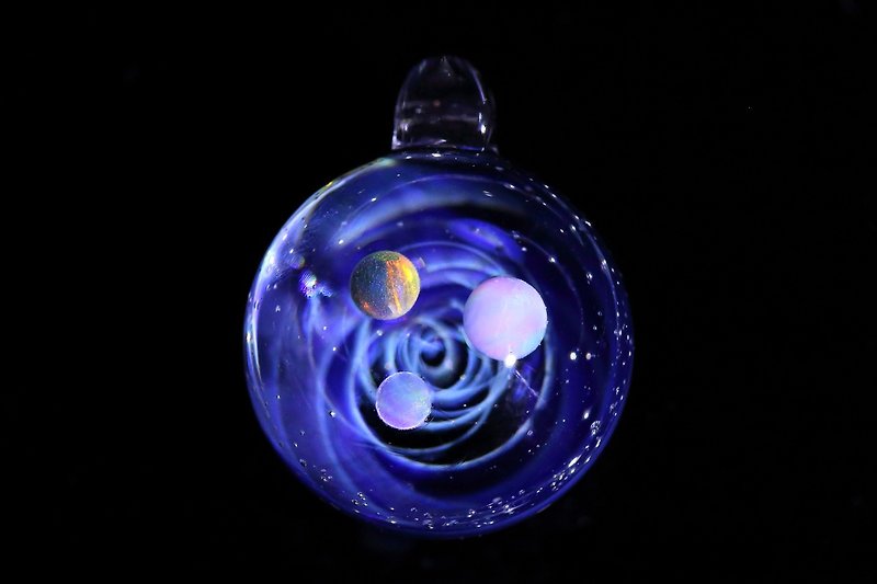 SPIRAL GALAXY 3 opal space glass pendant no.801 - สร้อยติดคอ - แก้ว สีน้ำเงิน