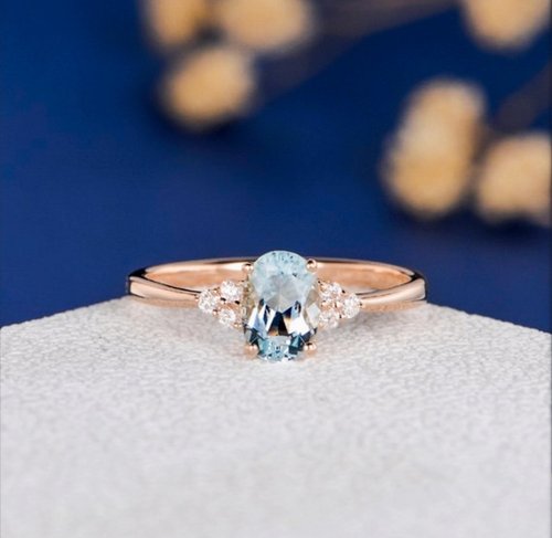 オーバルアクアマリンリング、婚約指輪、ゴールドリング、手作り