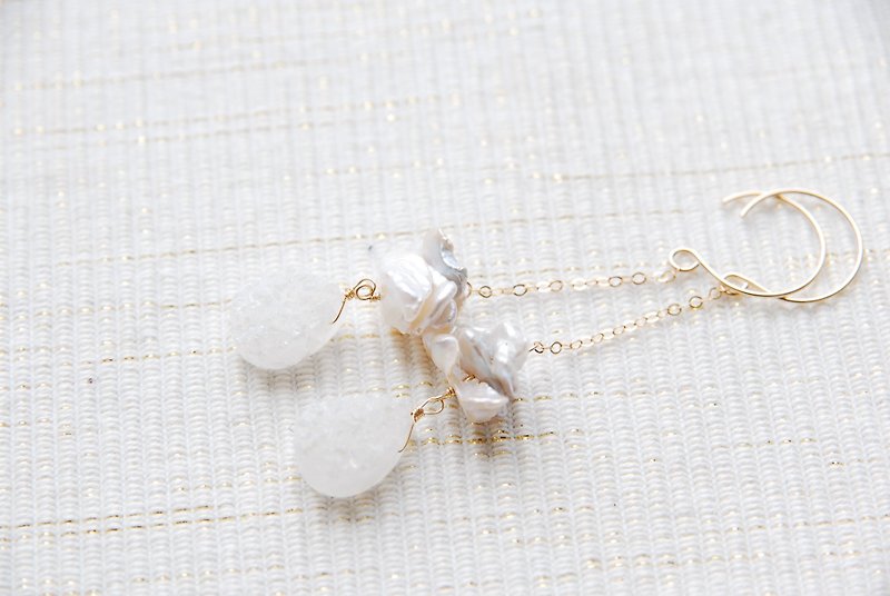 Drugiagate and Keshipearl chain earrings 14kgf - Earrings & Clip-ons - Gemstone White