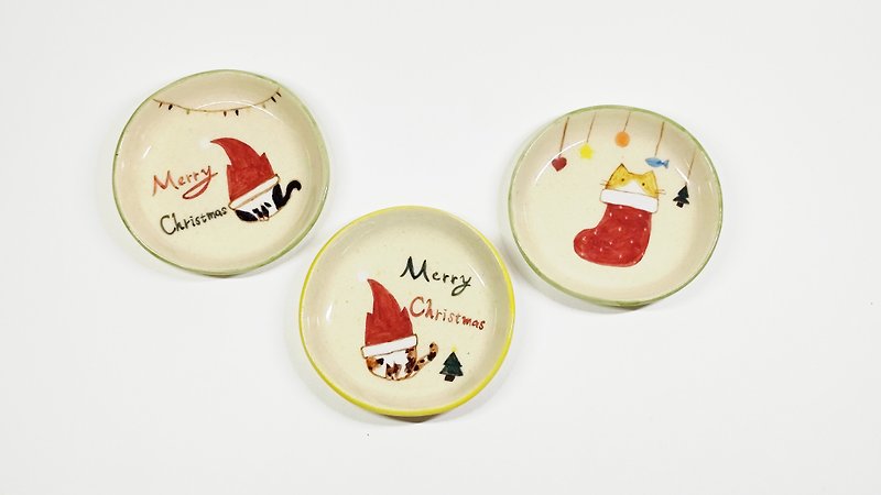 Pottery Small Plates & Saucers Multicolor - 【Christmas Series】Hand-painted Cat Dish Hand-kneaded Pottery Dish/Sauce Dish/Ornament Dish