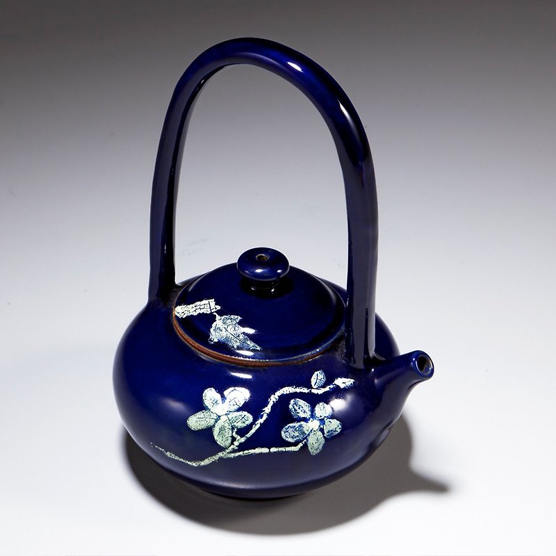 Konoha blue crystal wind picking pot 200cc Yingge ware certification - Teapots & Teacups - Porcelain Blue