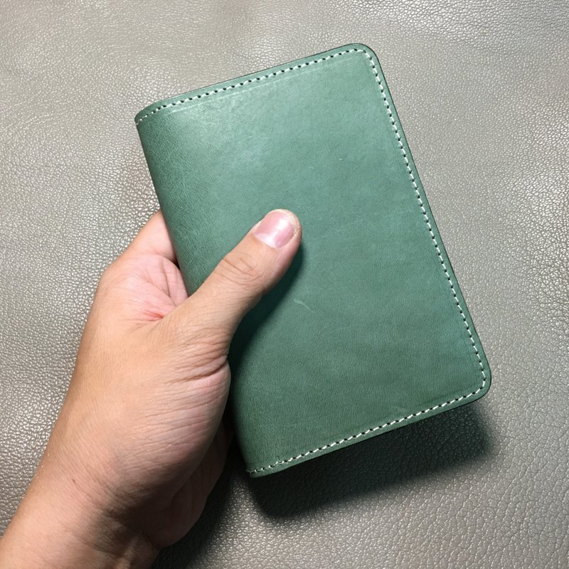 Vegetable-tanned cowhide passport holder/case - Passport Holders & Cases - Genuine Leather Multicolor