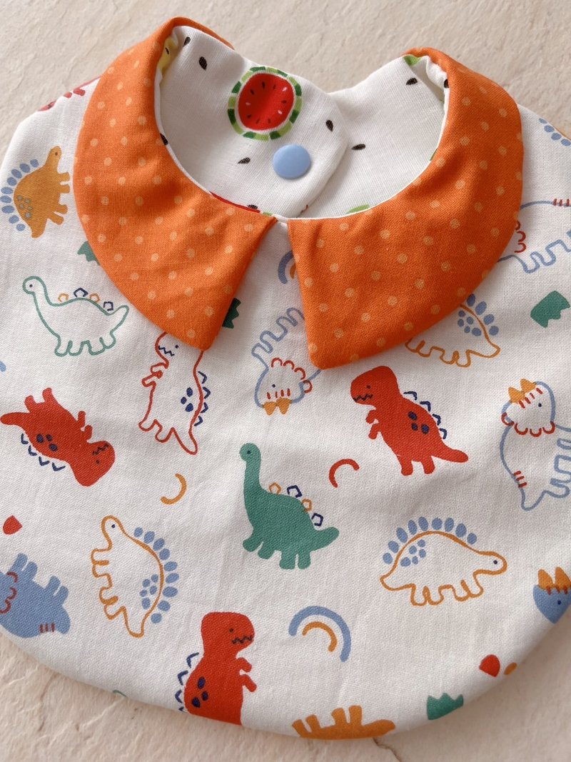 Dinosaur carnival. Pure cotton six-layer gauze small pointed collar bib/reversible - Bibs - Cotton & Hemp Multicolor