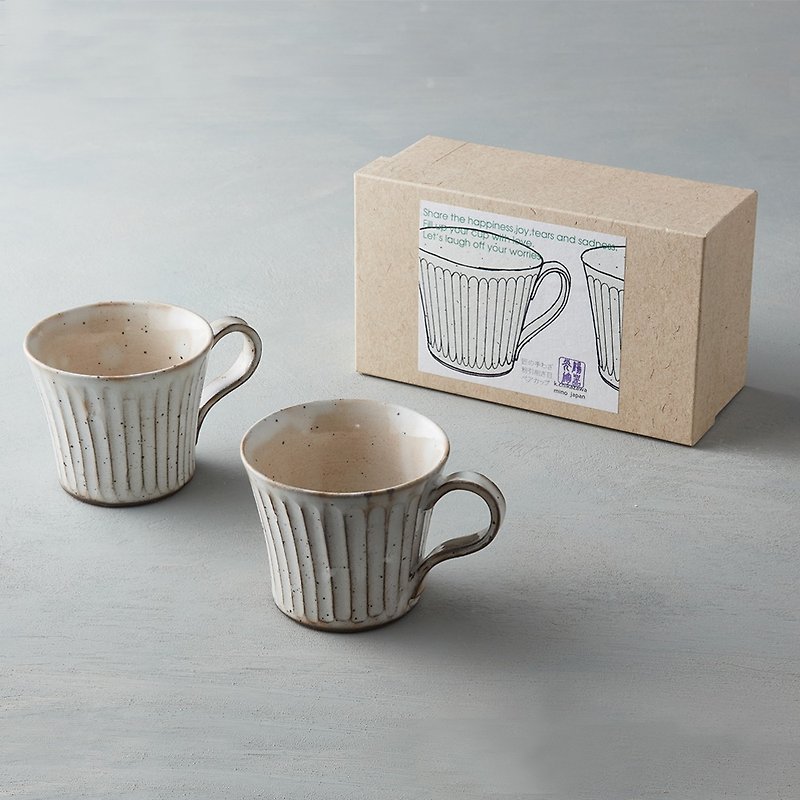 日本美濃燒 - 粉引雕紋馬克對杯禮盒組(2件式) - 咖啡杯/馬克杯 - 陶 白色