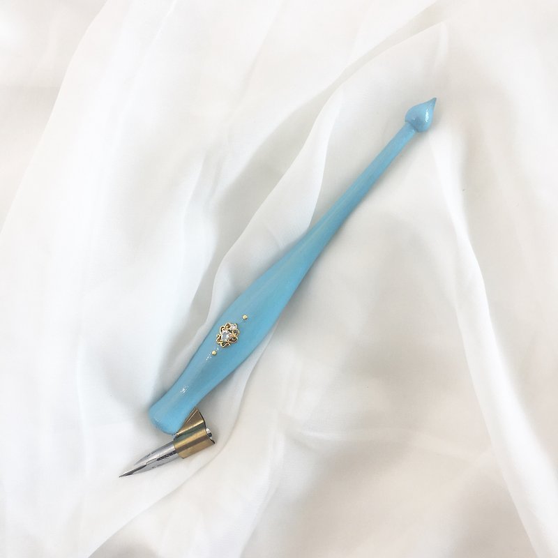 Duke Carrot Calligraphy Oblique Pen (Baby Blue) - Other Writing Utensils - Wood Blue