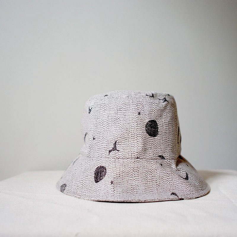 The moon cycle handmade hat - Hats & Caps - Cotton & Hemp Gray