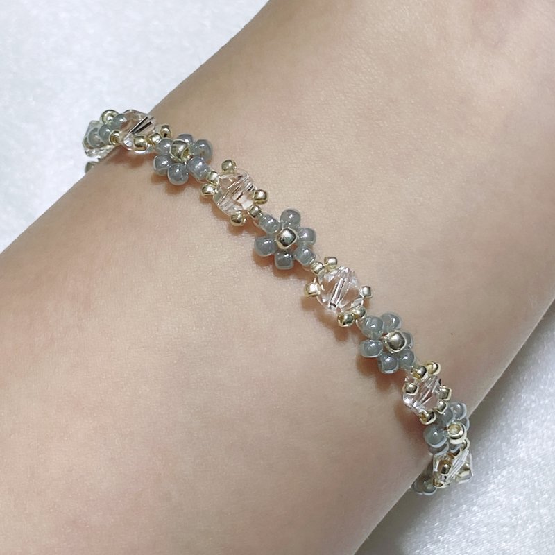 (Bling Stone) Corner.wb- Daisy flower bracelet Daisy flower bracelet - Bracelets - Sterling Silver Silver