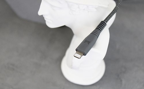 MONOCOZZI ESSENTIALS | 120cm USB-C - Lightning 蘋果認證編織連接線