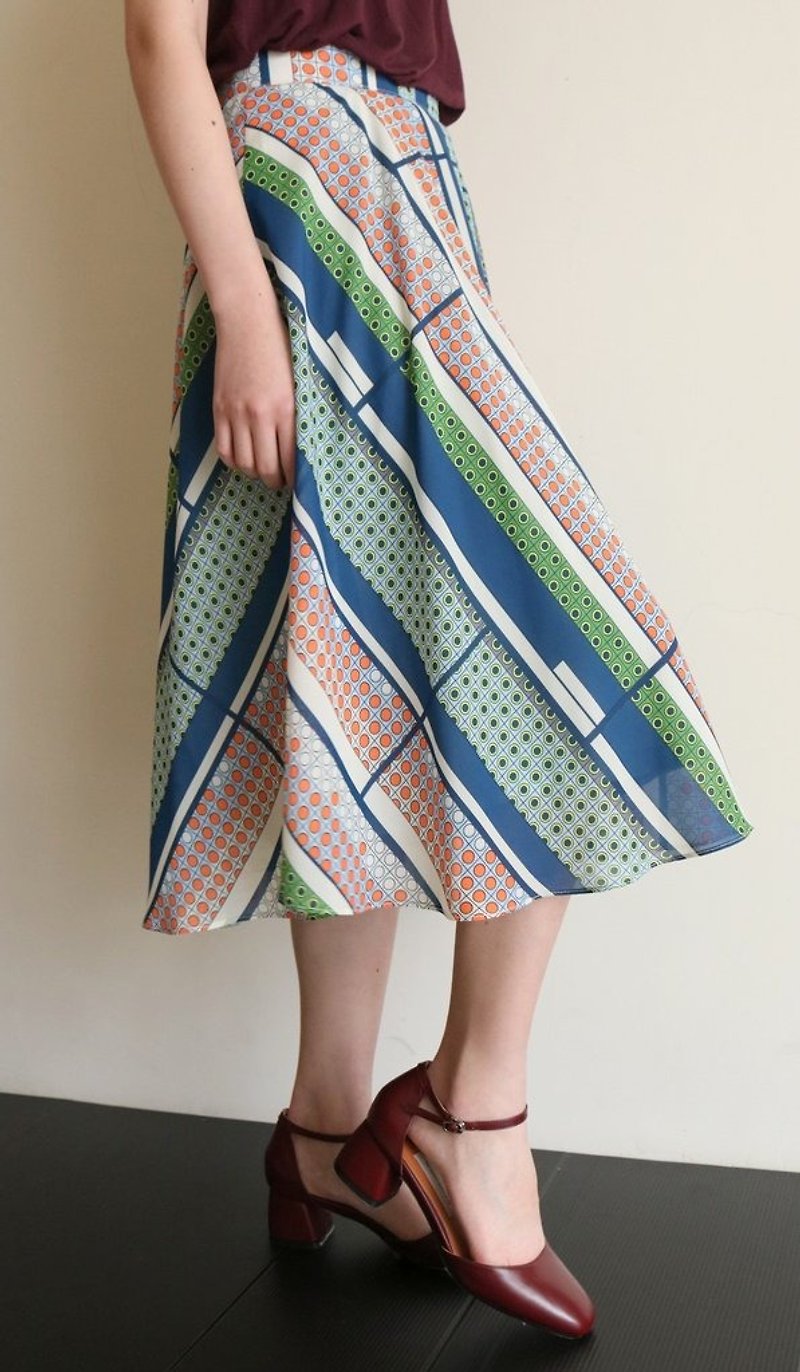 Geometric print and knee skirt - Skirts - Other Materials 