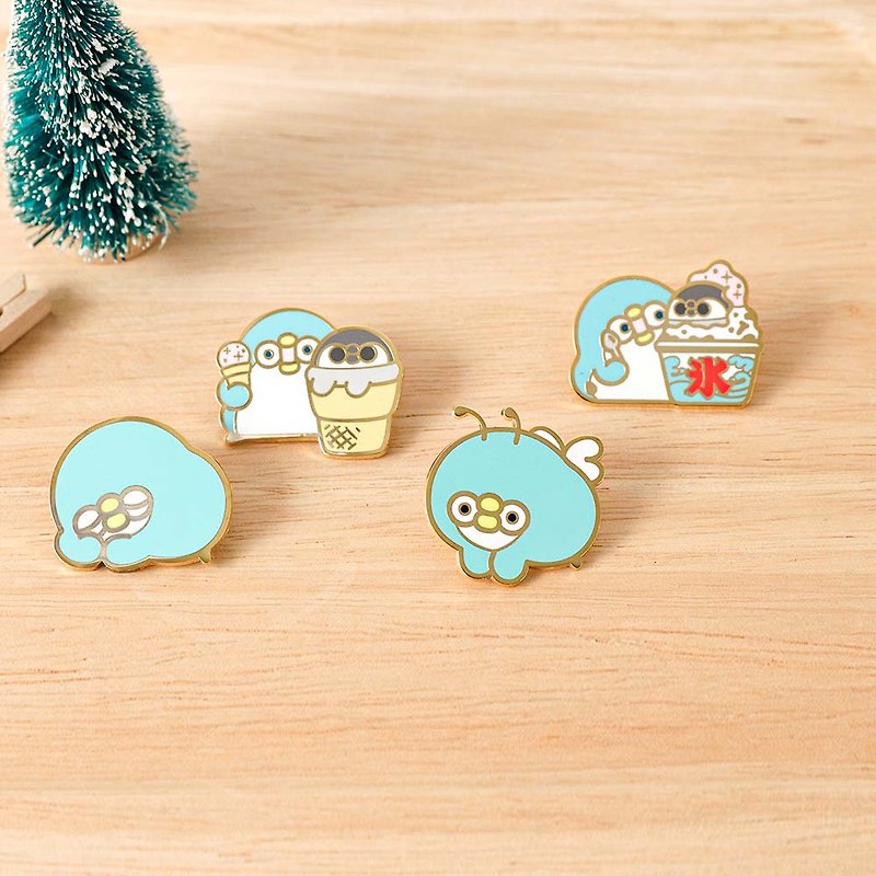 PP mini Little Penguin-Enamel Badge (Shaved Ice/Ice Cream/Sleeping/Bee) - Brooches - Other Metals 