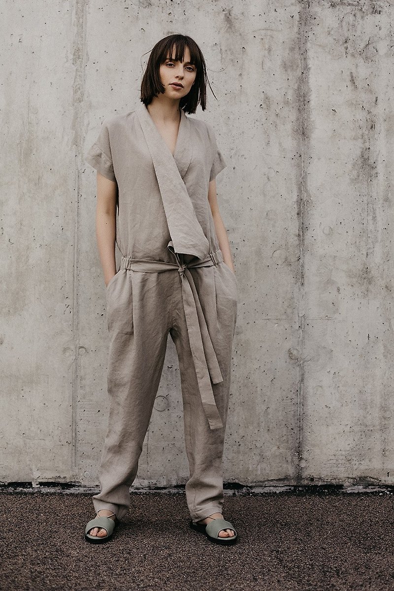 Linen Jumpsuit Motumo 18K4 - 吊帶褲/連身褲 - 亞麻 