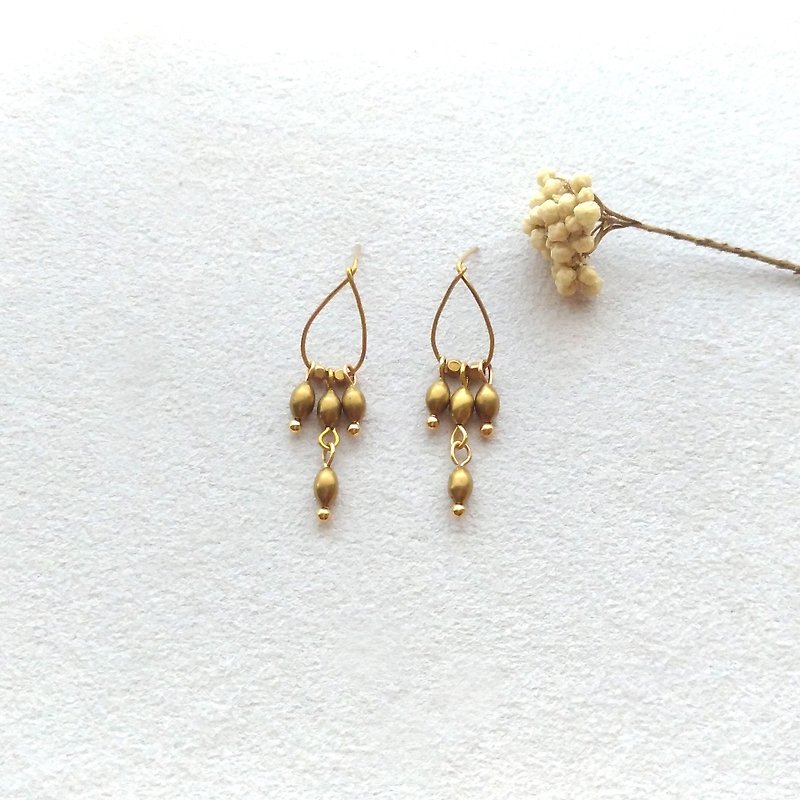 e026-婉約1-黃銅 針式/夾式耳環 - 耳環/耳夾 - 其他金屬 咖啡色