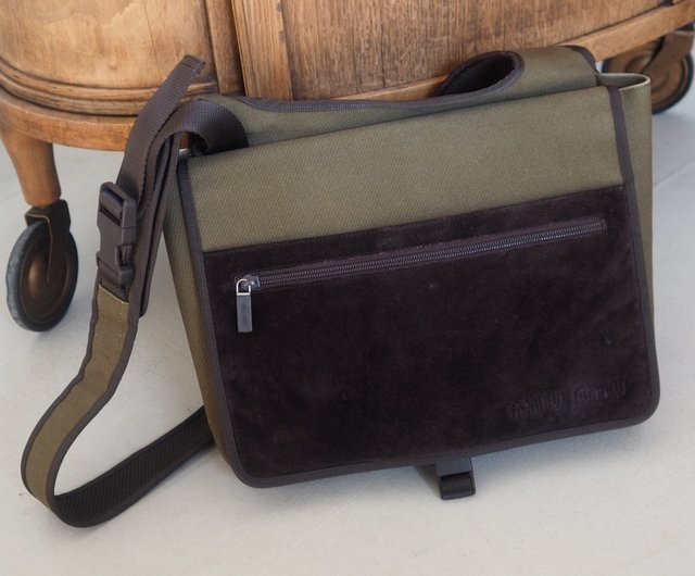 miu miu ブラウン （カーキ）スエード ショルダーバッグ miu ミュウミュウ（MIUMIU）アーカイブ ショルダー バッグ