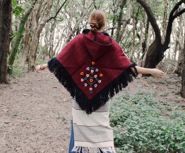 ヴィンテージ 刺繍 ポンチョ ケープ USA VINTAGE アメリカ古着刺繍デザインレザーケープコート
