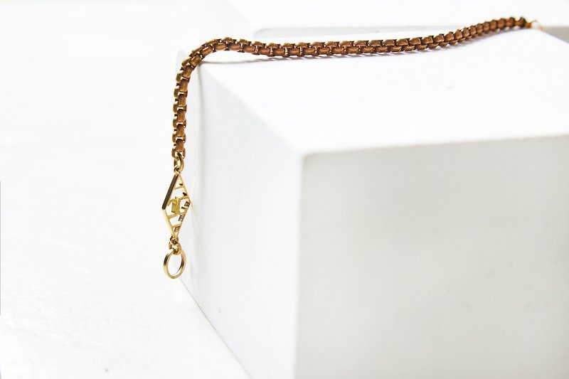 JUelry logo columned chain bracelet - สร้อยข้อมือ - โลหะ สีทอง