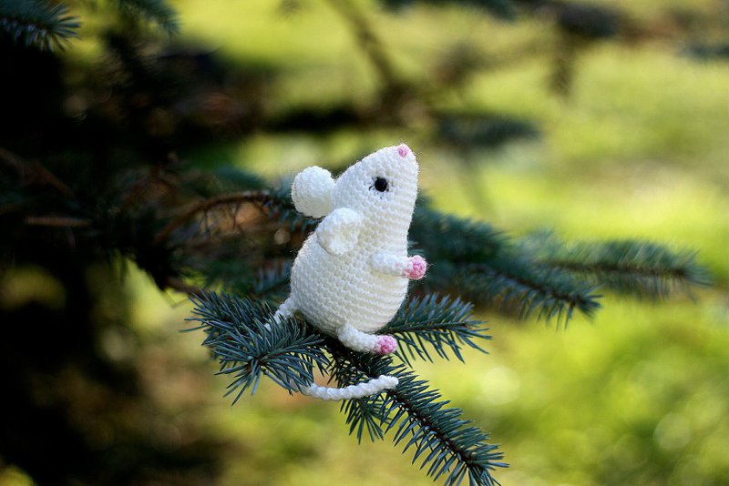 Crochet mouse toy, handmade amigurumi mouse, crochet mouse, soft crochet toy - 寶寶/兒童玩具/玩偶 - 羊毛 