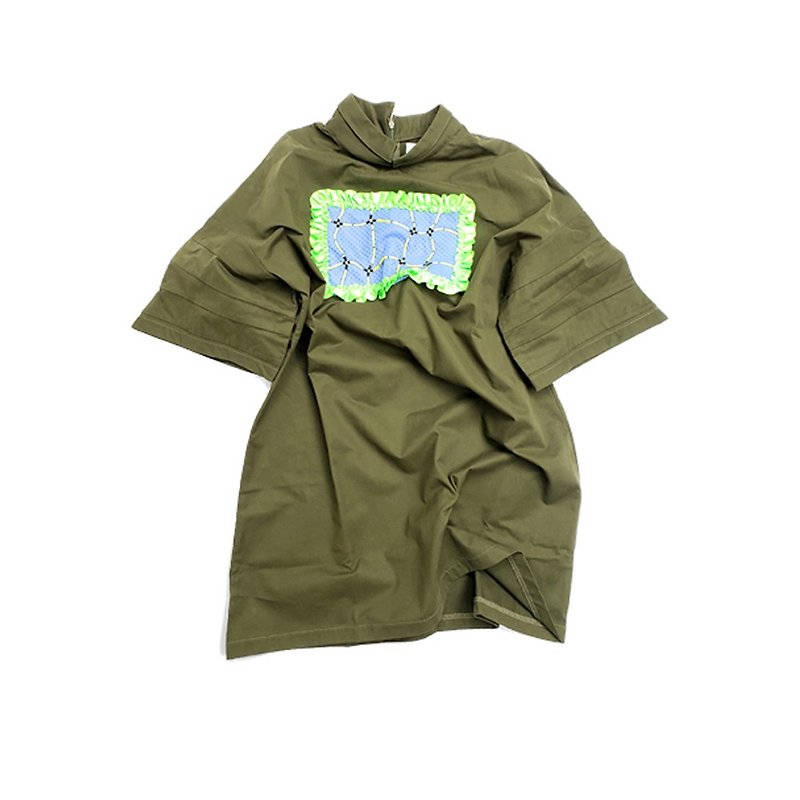 LAND CRAFT 手工編織裝飾連衣裙 - T 恤 - 棉．麻 綠色