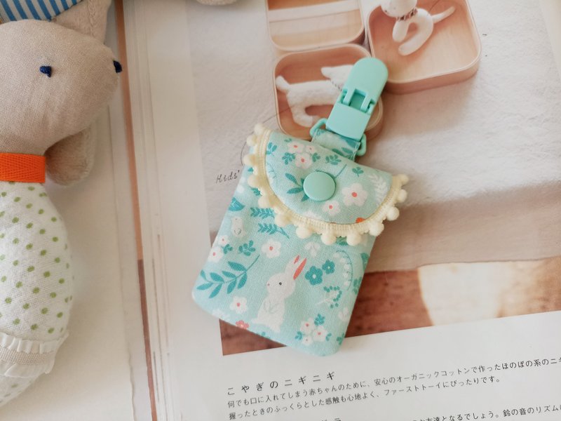 [Ships within 5 days] Minty Little Rabbit Cotton Ball Amulet Bag - Full Moon Gift, Incense Bag - Bibs - Cotton & Hemp 