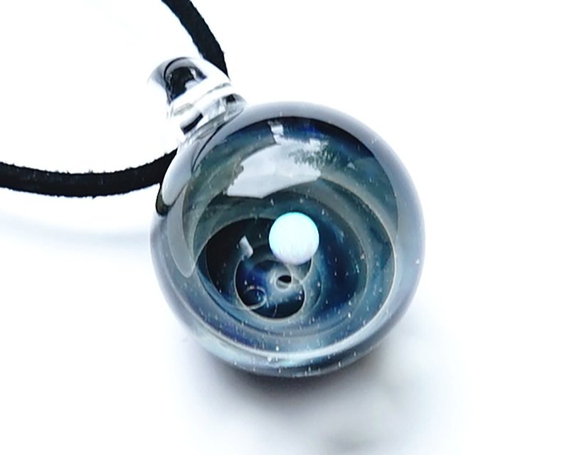 Blink twice as much as you. Glass pendant with white opal Space universe - สร้อยคอ - แก้ว สีน้ำเงิน