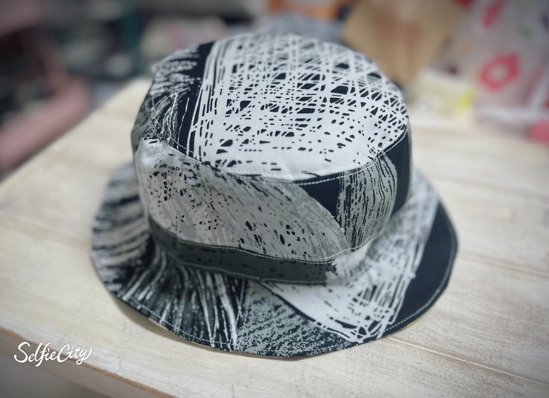 Black background irregular lines geometric block pattern bokeh hat visor - Hats & Caps - Cotton & Hemp Black
