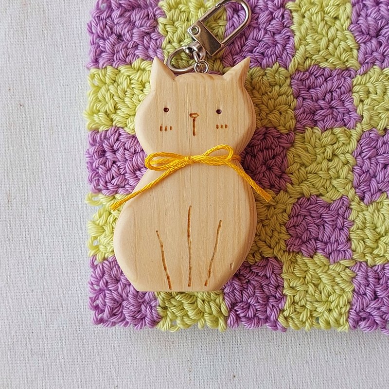 Handmade wooden keychain Cat - Charms - Wood Brown