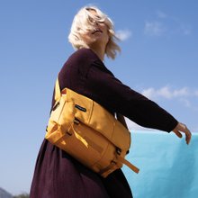 はいまTIMBUK2 メッセンジャーバッグ オレンジ/ブラウン Amazon | Timbuk2 クラシックメッセンジャーバッグ エコノー